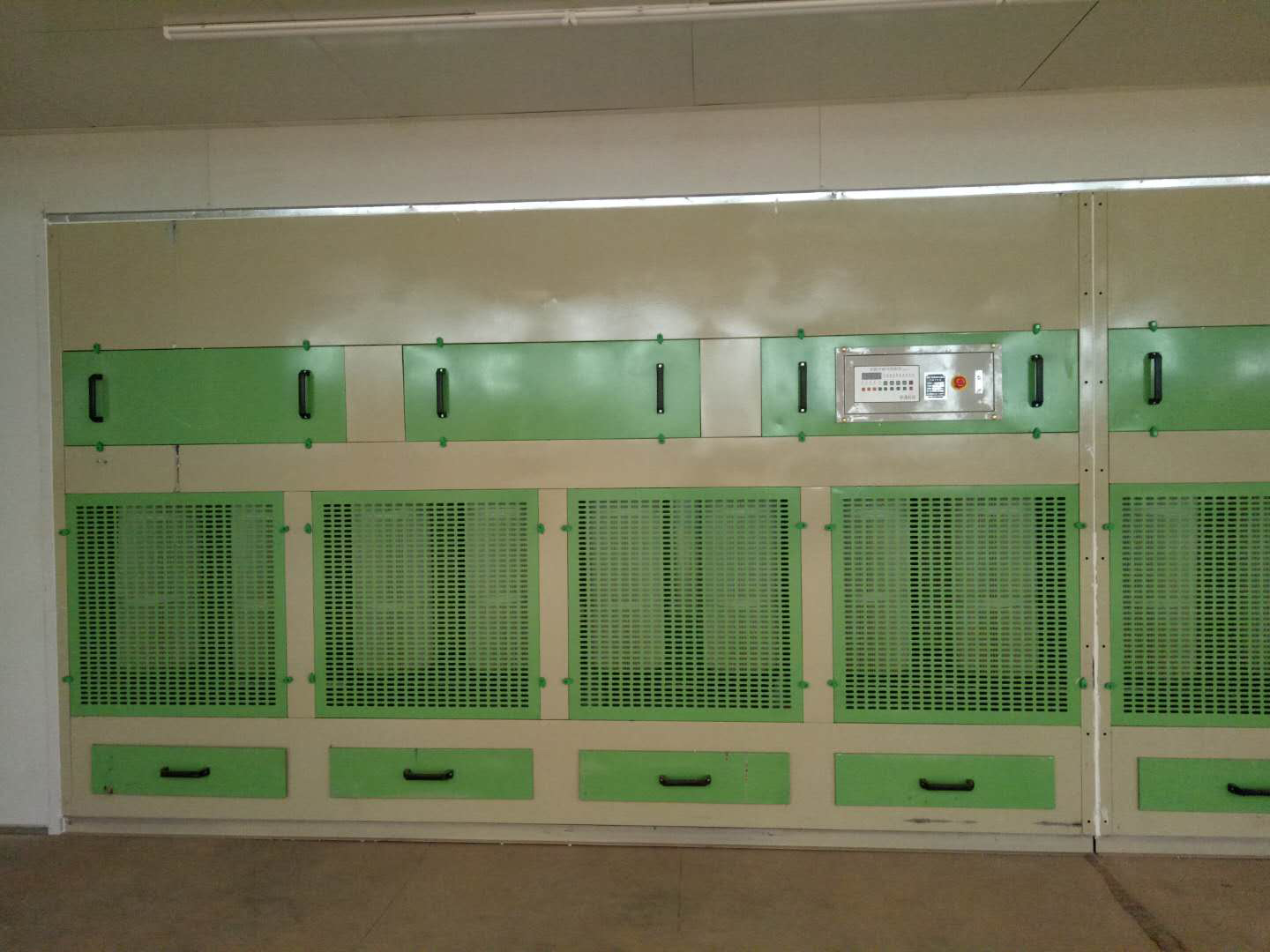 打磨臺(tái)-干式脈沖除塵設(shè)備